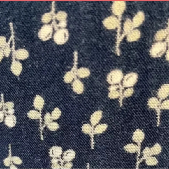 Velvet by Graham and Spencer Blue and White Flower Blouse - Picture 4 of 5